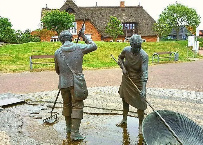 Haus-theo-luise-whg-01 Böhl